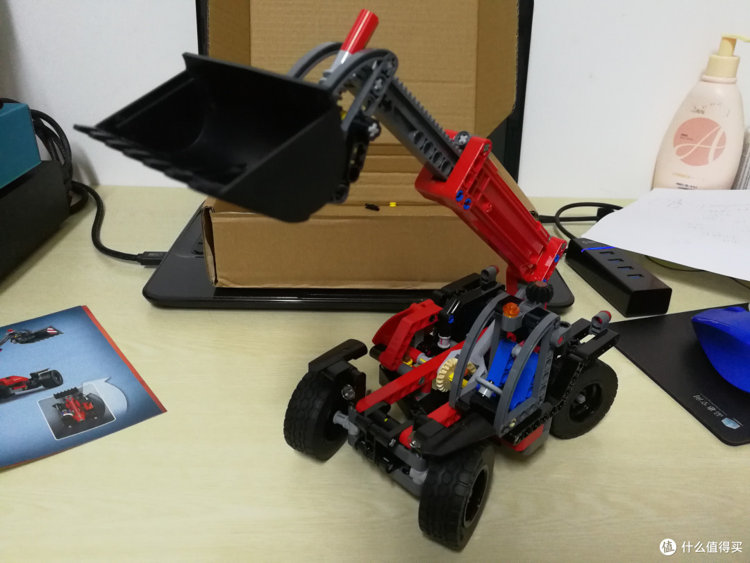 如何复刻8860上▼42063宝马摩托车之后,无聊间又开始找可以拼砌的乐高