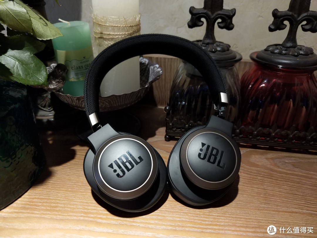 AI智能还是画蛇添足？—JBL LIVE650BTNC蓝牙无线降噪耳机评测