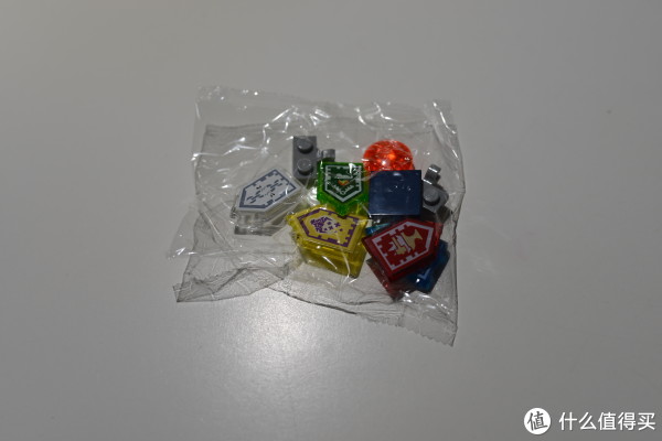 五个盾 还有几个零件