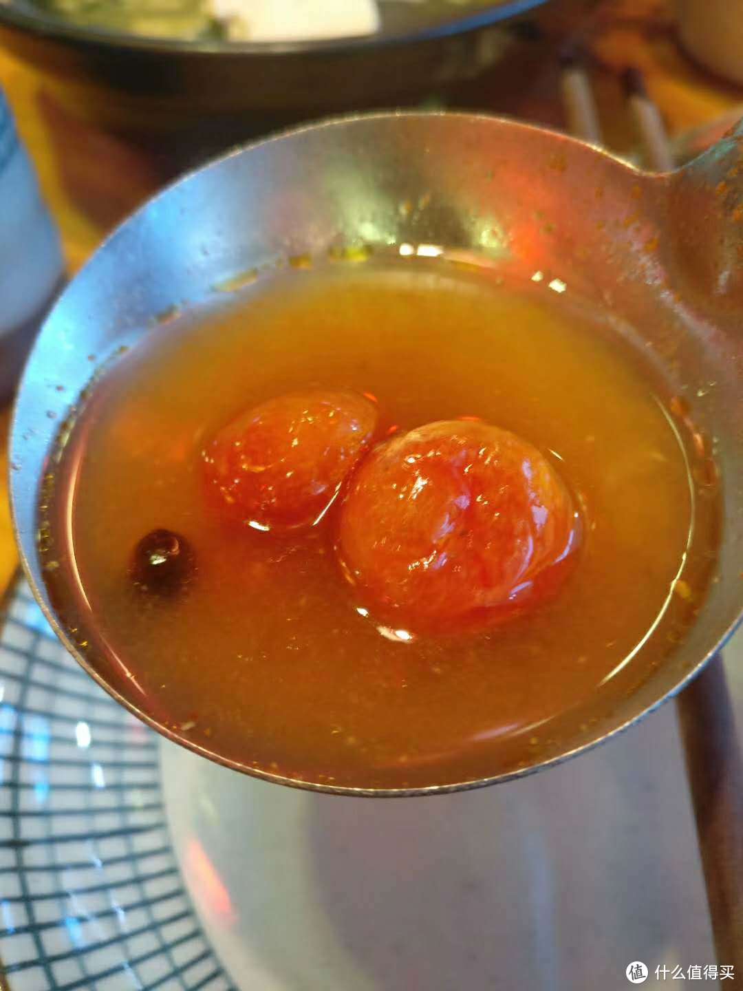 野生小番茄经过发酵，有种特殊的酸香味