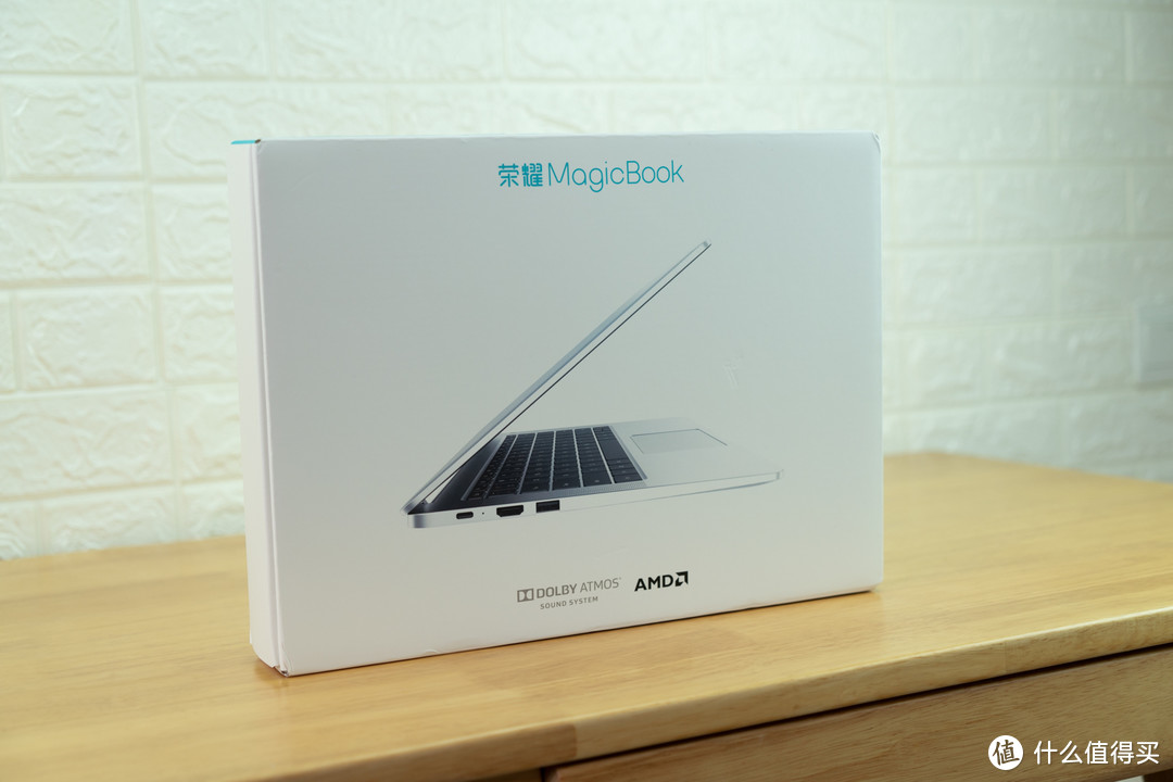 AMD真要逆袭？荣耀Magicbook 锐龙版全面测评！