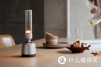 高颜值的桌面发声摆件：索尼 发布 LSPX-S2 晶雅音管系列 新品摆件音箱