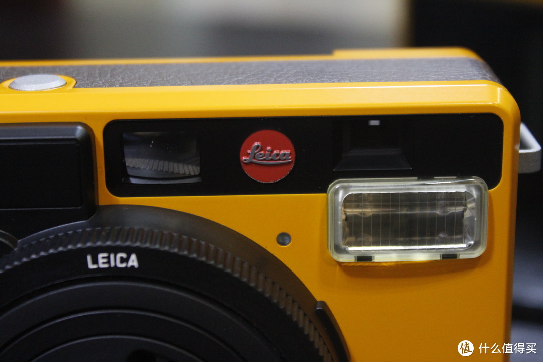 张大妈送我一台消费不起的玩意，充电一次花费一千— Leica 徕卡 SOFORT简评
