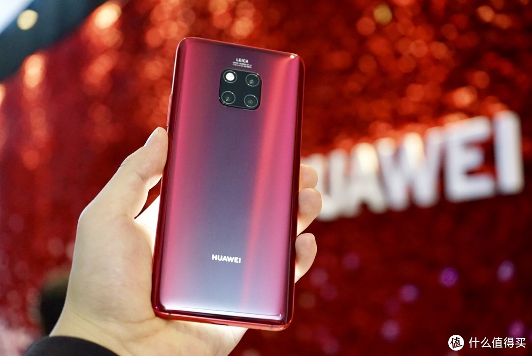 红蓝新“潮”色：HUAWEI 华为 发布 Mate20 Pro 智能手机 全新配色