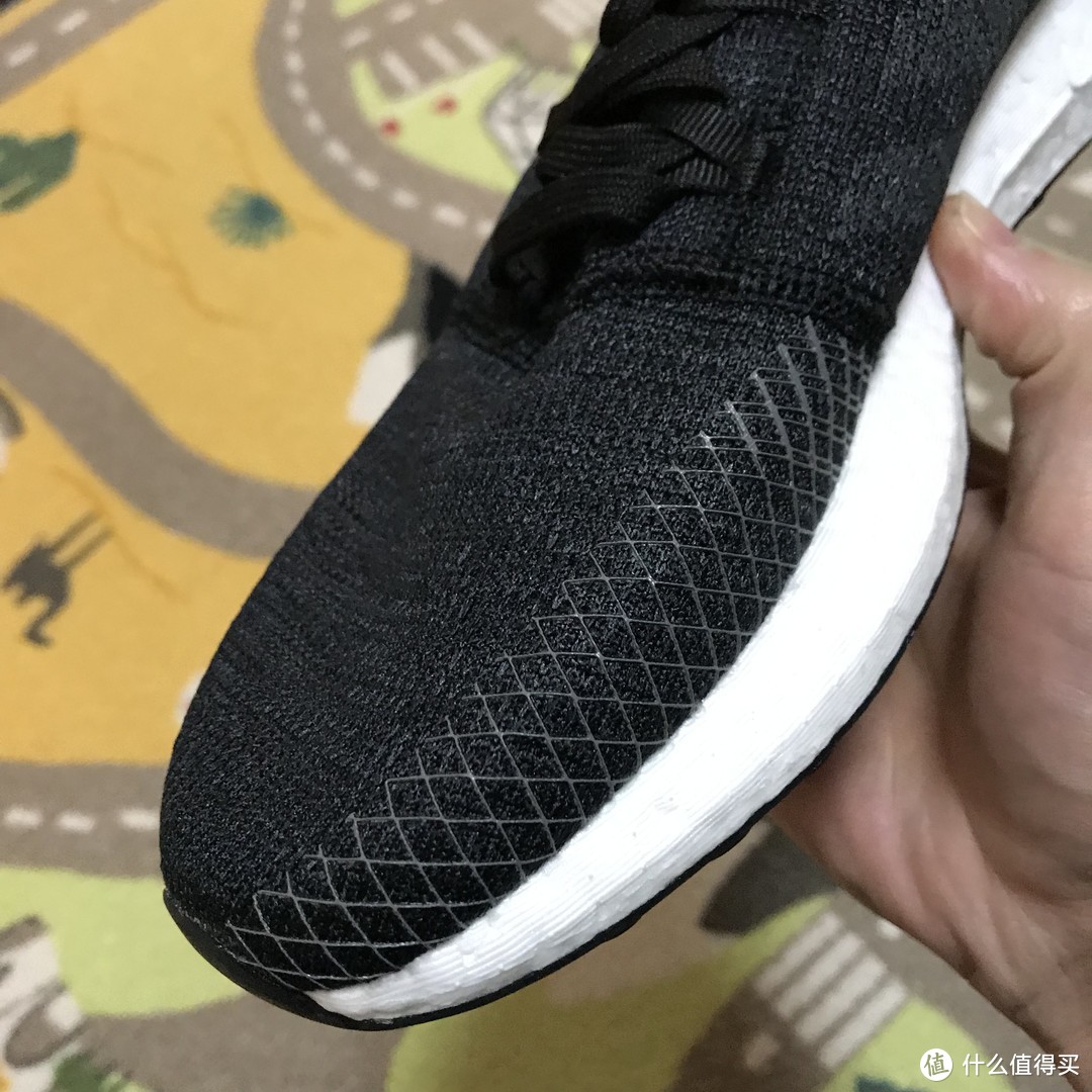 价格低支撑弱！只能随便穿穿的Adidas PureBOOST GO