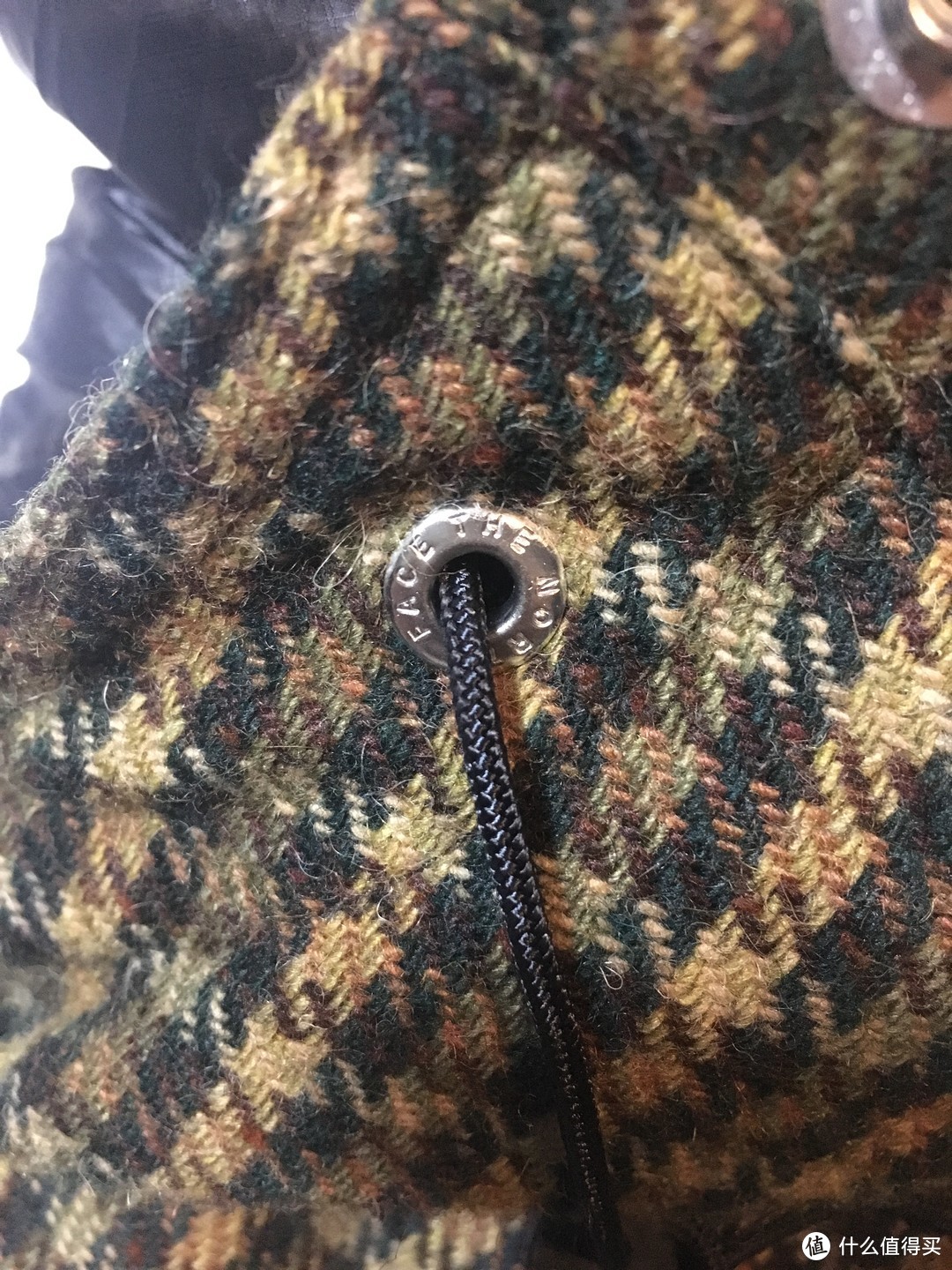 羽绒不够羊毛来凑：The North Face×Harris Tweed紫标羽绒服