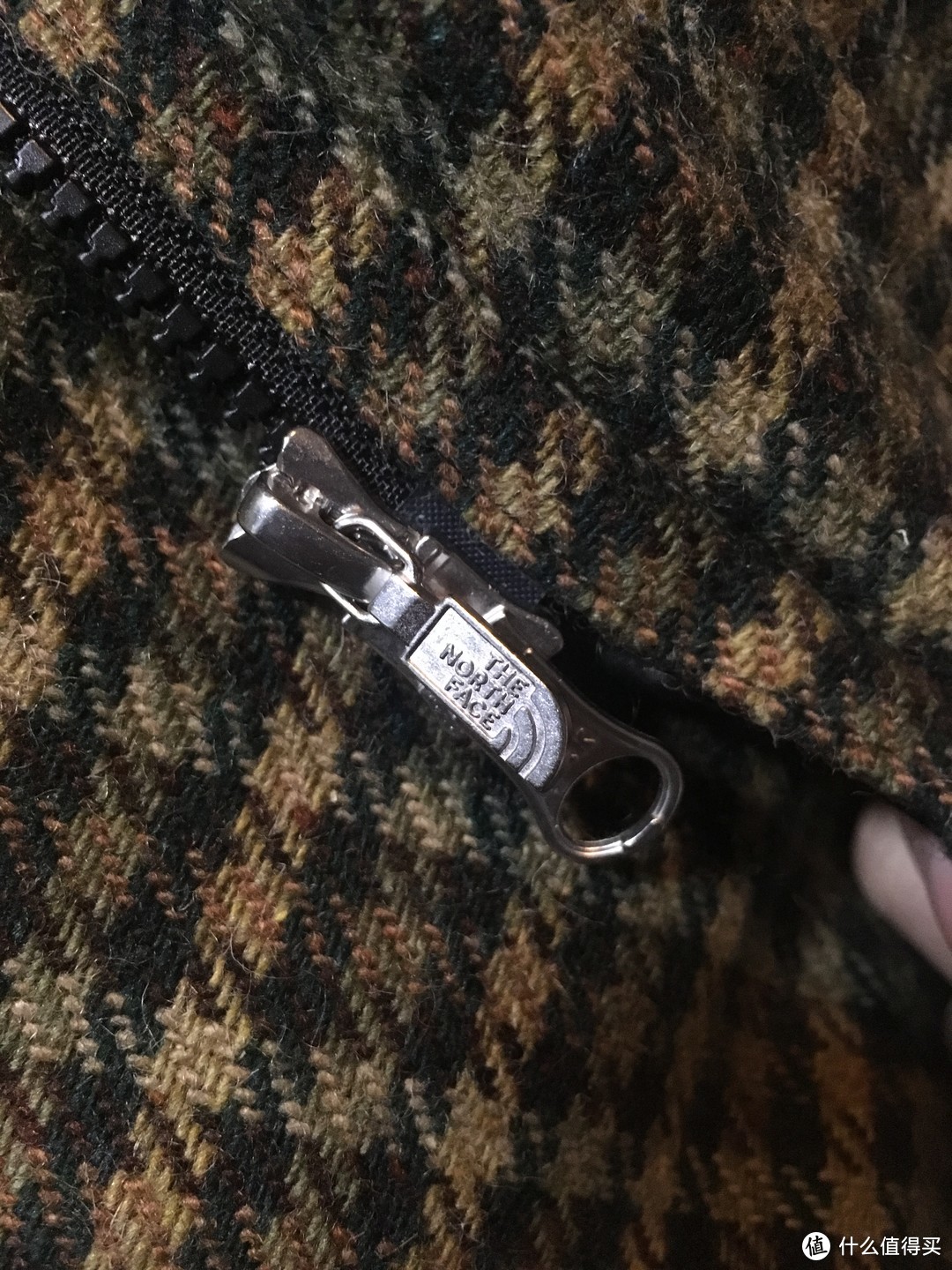 羽绒不够羊毛来凑：The North Face×Harris Tweed紫标羽绒服