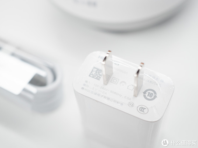 可玩年的荣耀YOYO智能音箱,除了免费打电话,这些功能你也要了解