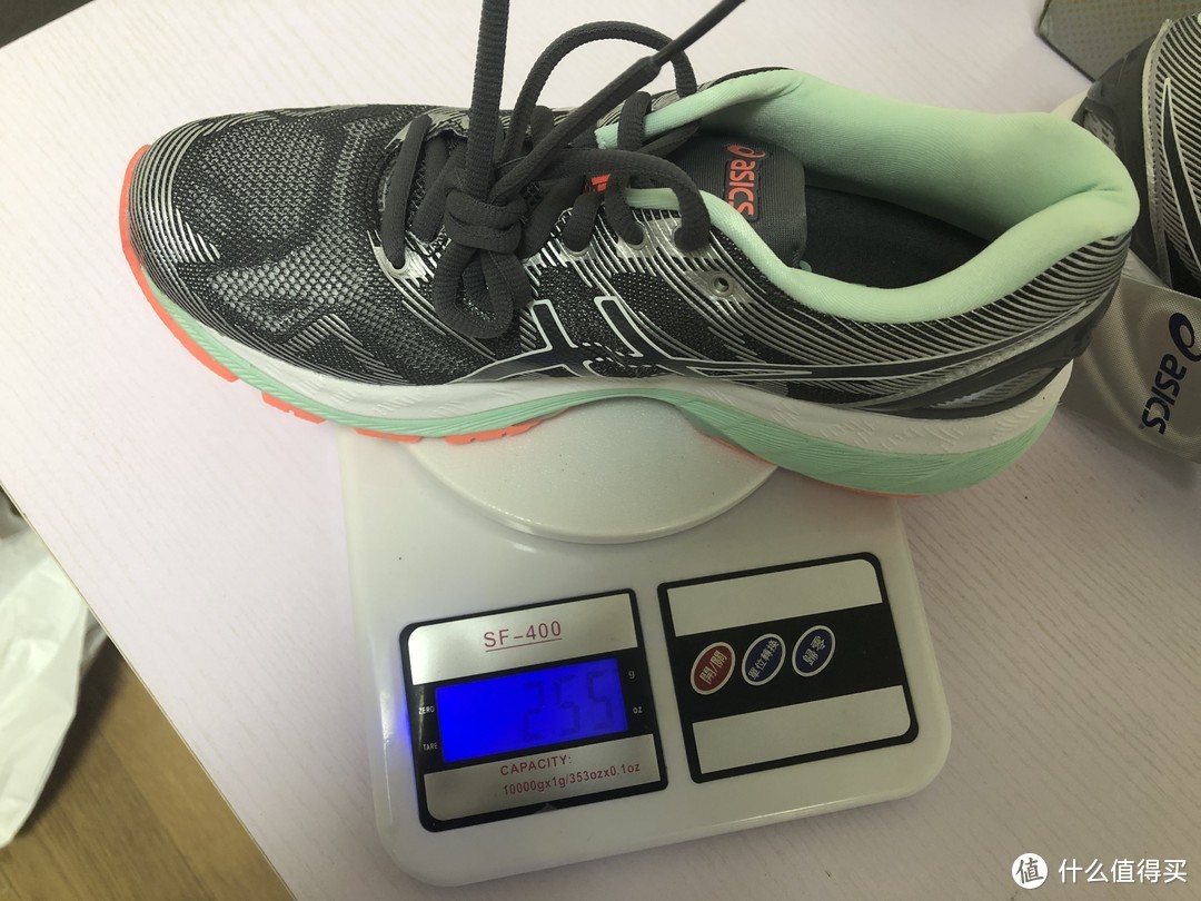 Asics 亚瑟士 Gel-Nimbus 19 跑鞋开箱（顺带浅谈一下Gel-Nimbus 21）