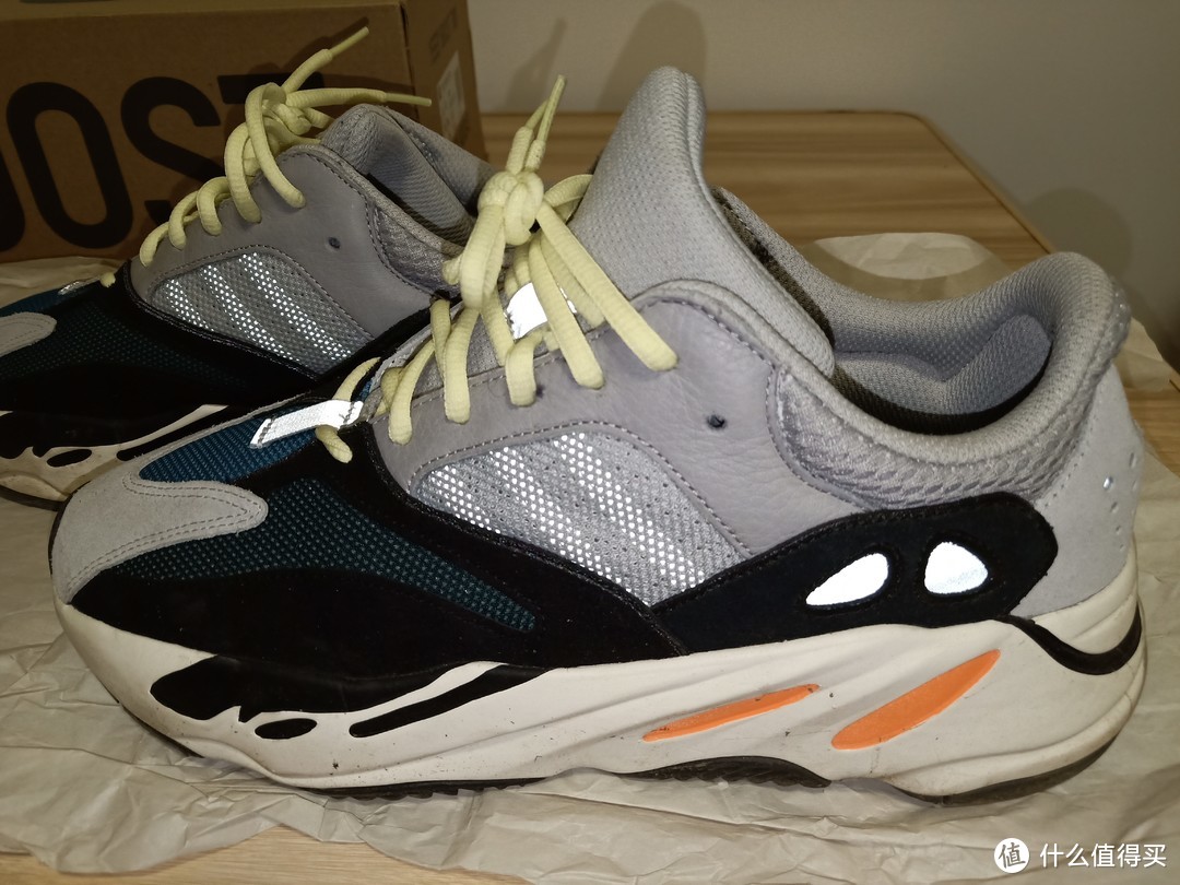 有点像虎鲸的YEEZY700“OG” 穿后评及简单的鉴定