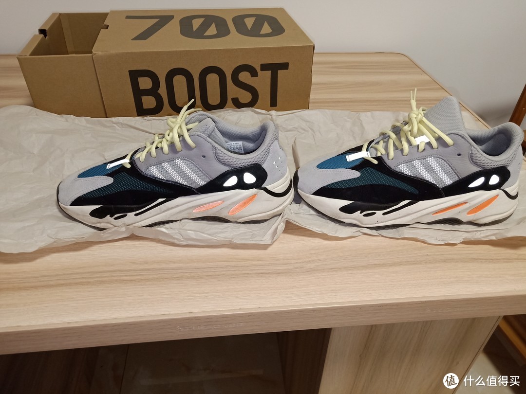 有点像虎鲸的YEEZY700“OG” 穿后评及简单的鉴定