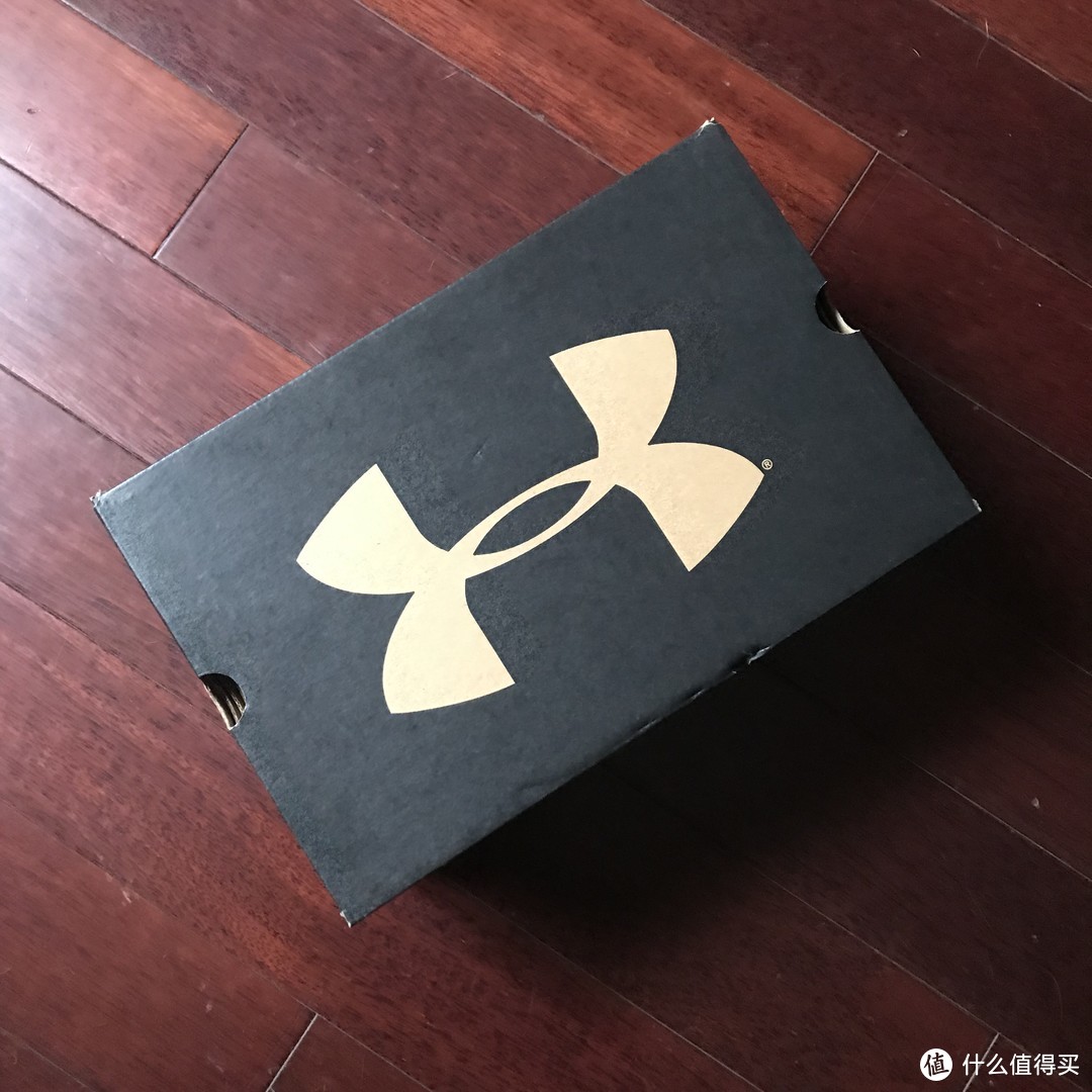 第一次买UA！Under Armour Gemini 3 跑鞋