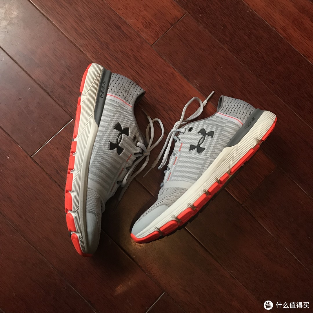 第一次买UA！Under Armour Gemini 3 跑鞋