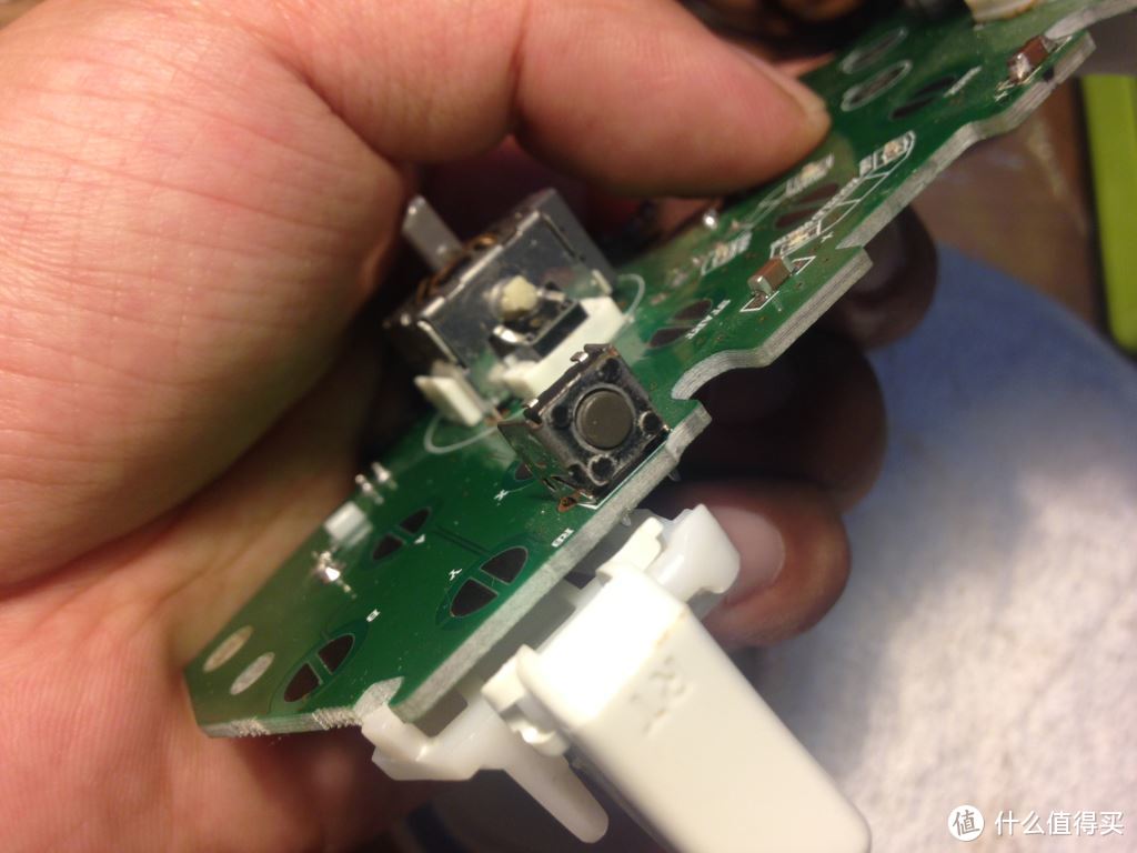 XBOX360手柄换摇杆及微动维修过程