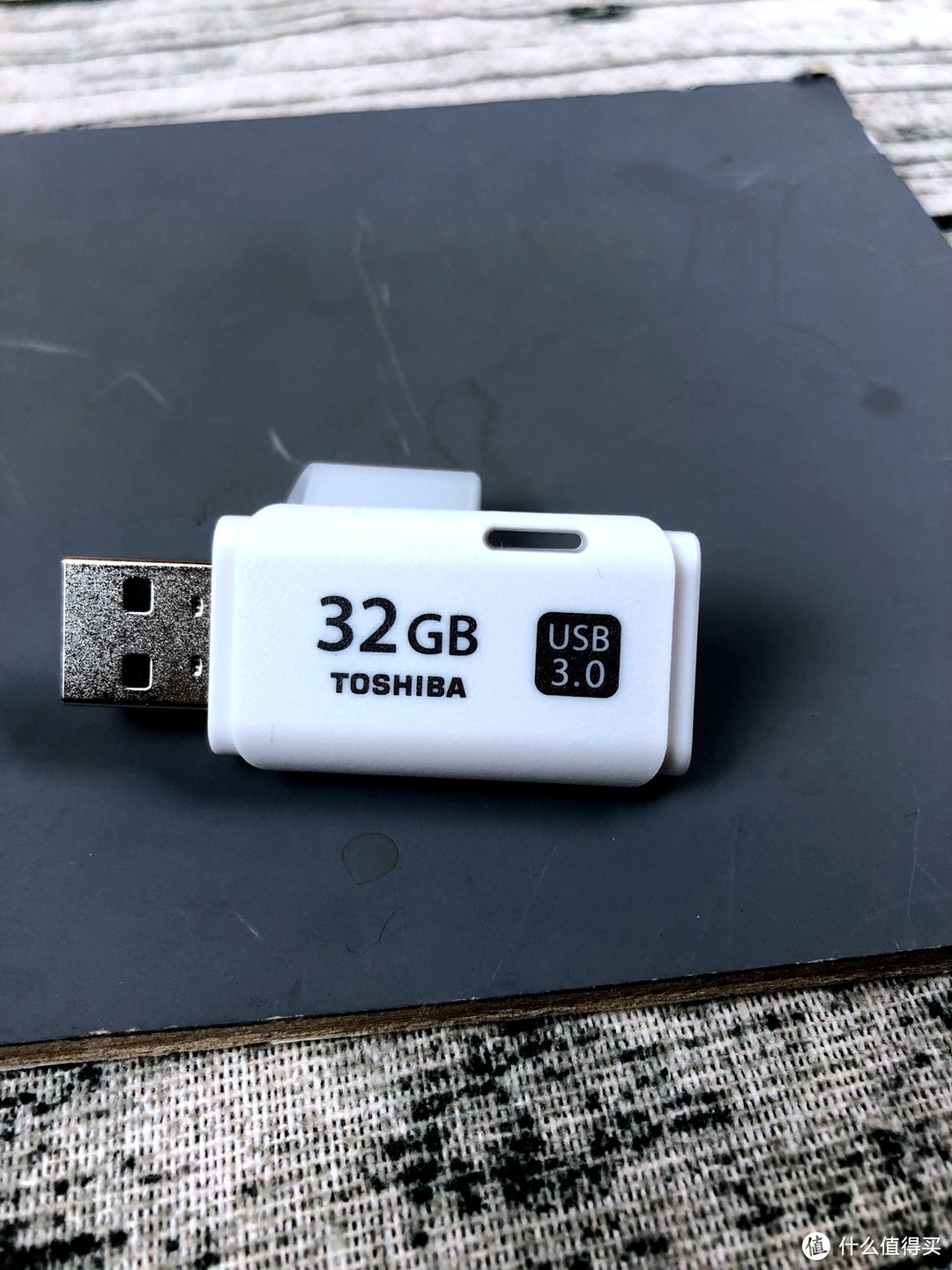 稳定就是优点—TOSHIBA 东芝 隼系列 32GB USB3.0 U盘 开箱简评