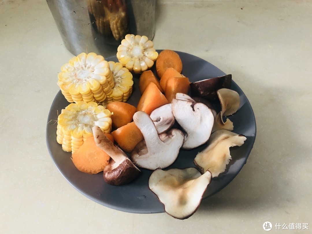 【一根大骨头搞定汤和菜】时蔬大骨汤+糖醋脱骨肉