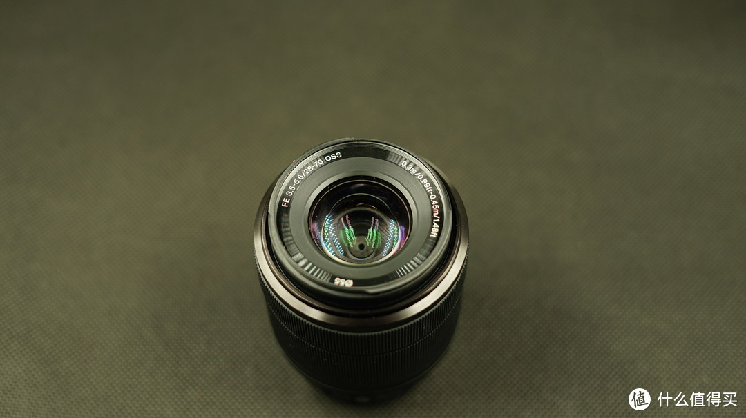 狗头不苟：SONY 索尼 FE 28-70mm  全画幅标准变焦微单相机镜头