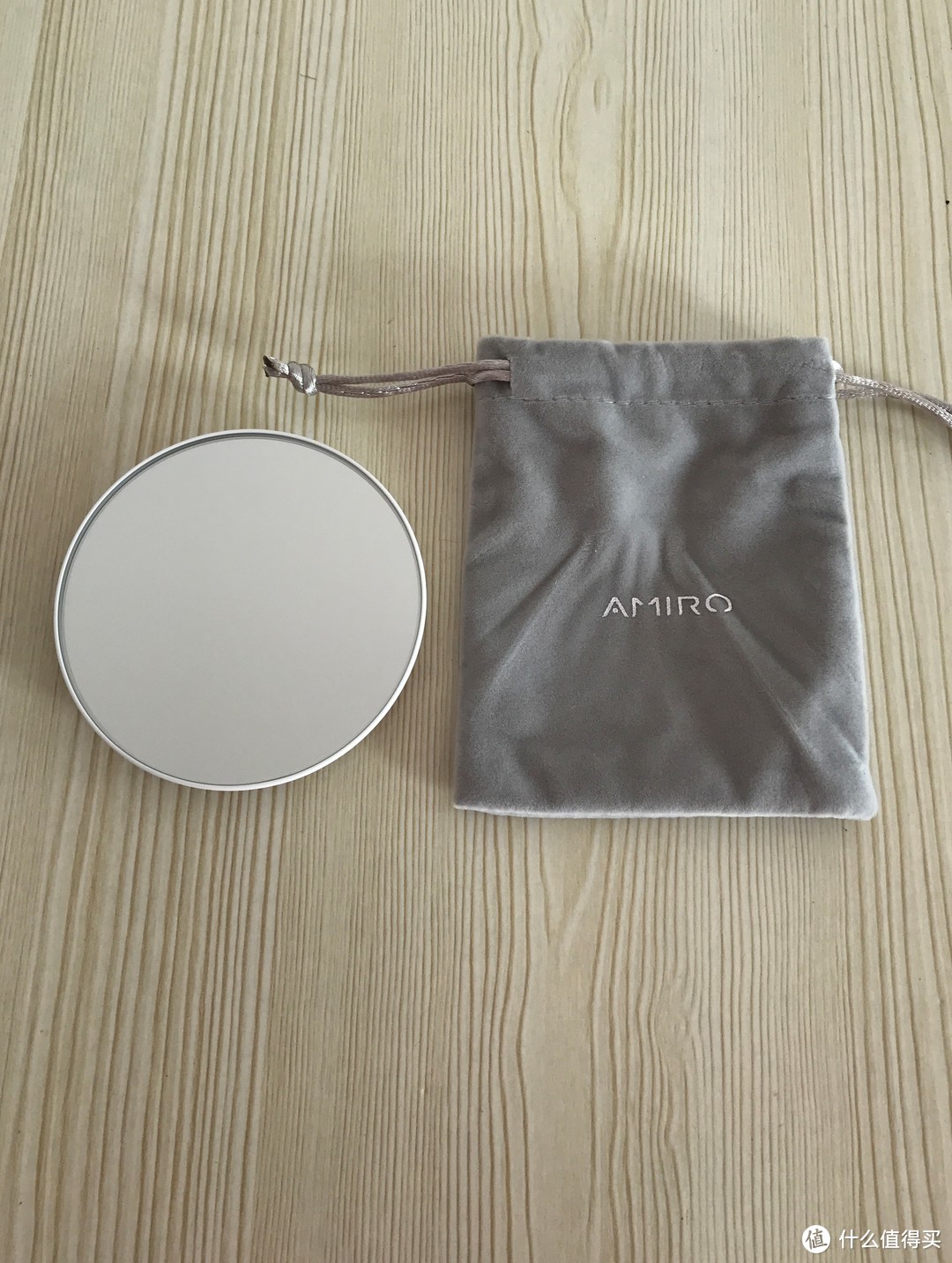 美妆好帮手--AMIRO MINI系列 高清日光化妆镜