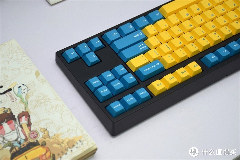 “小黄人”机械键盘就是这么的“出色”，LEOPOLD蓝金刚FC 750R PD晒物
