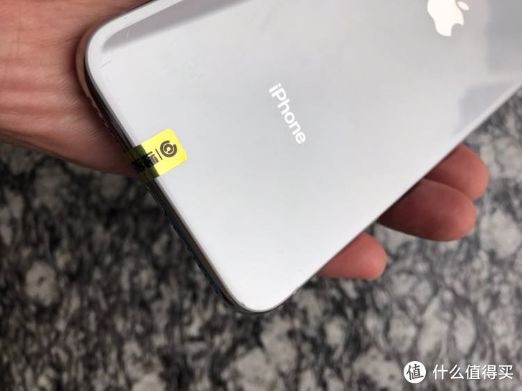 车祸现场？闲鱼上的iPhone 到底能不能入？体验拼多多退货闲鱼验机！