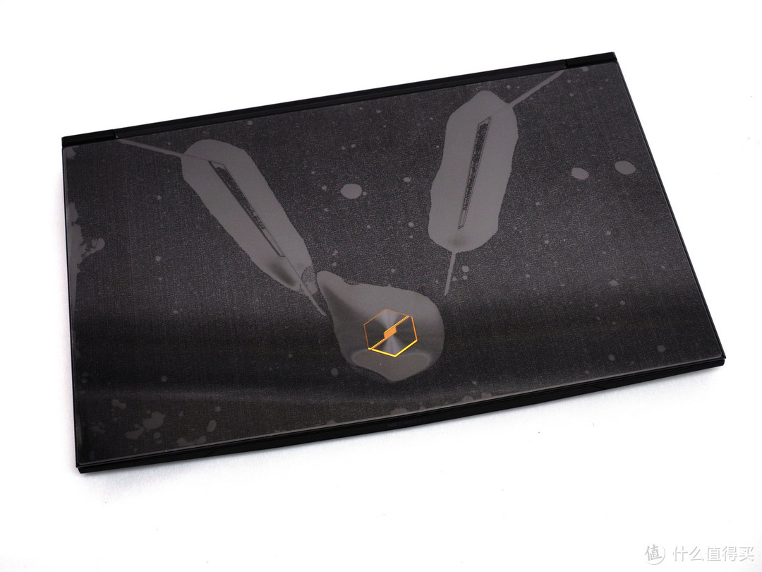 笔记本的光追梦想——机械革命深海泰坦X8Ti Plus快测