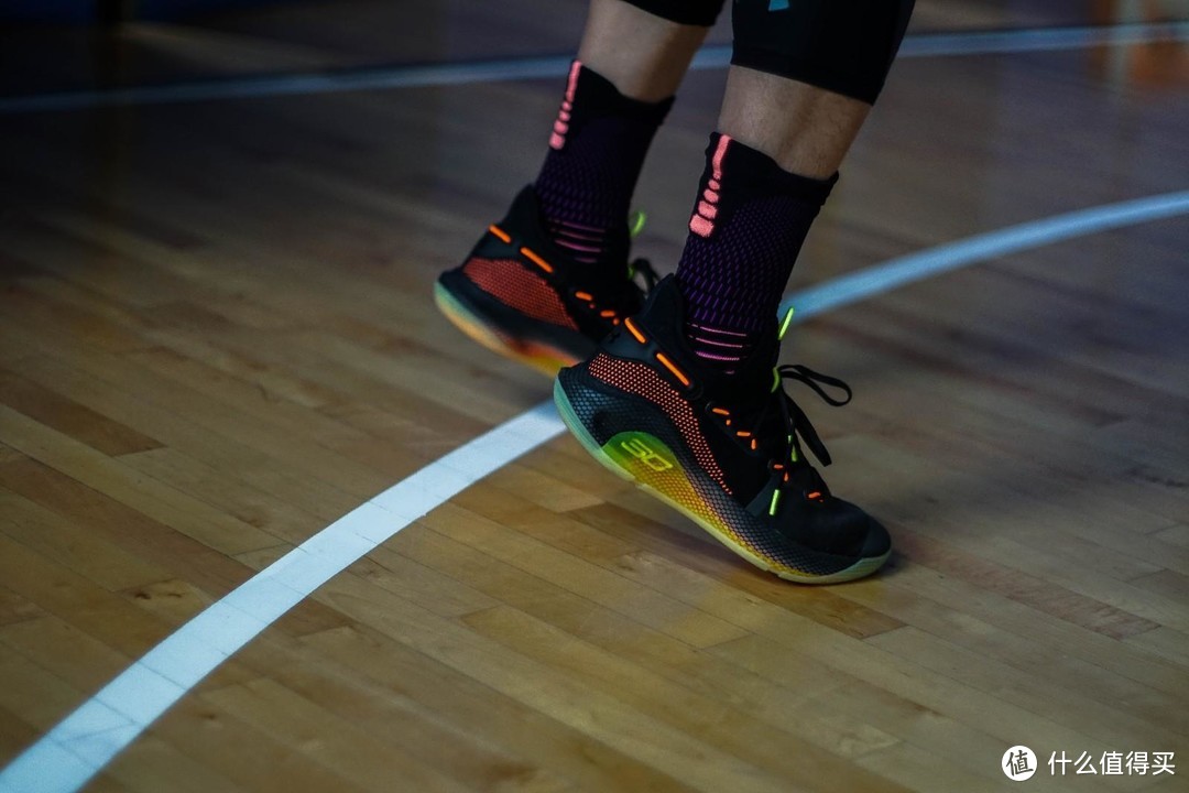 球鞋90秒丨Under Armour Curry 6（76期）