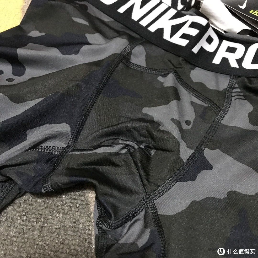 紧致支撑！Nike Pro Camo 3/4 男子训练紧身裤