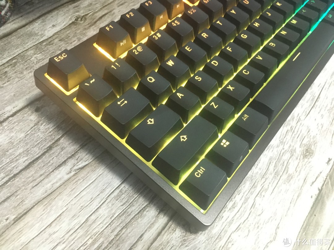 RGB光轴键盘初体验1