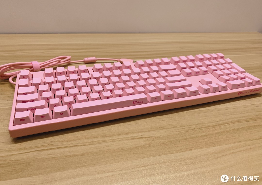 AKKOx魔力鸭3108骚粉红轴键盘神券价格入手体验