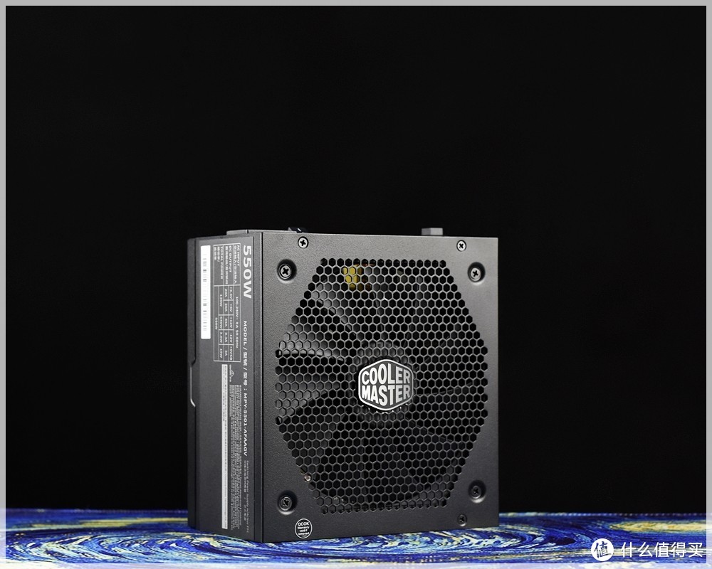 为AMD 7nm Navi新显卡做个准备 酷冷至尊V550 超长质保金牌电源 开箱上机
