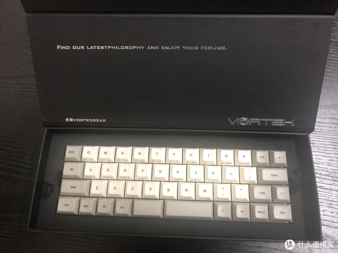 懒得自己动手也可以拥有的迷你机械键盘VortexgearCore开箱