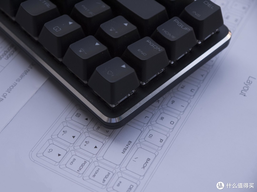 小些，再小些，还要更小！魔蛋smart49键机械键盘评测