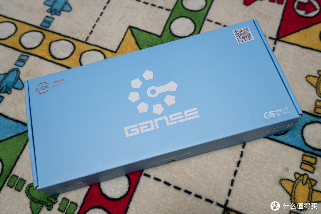 软件细节一般，但是便宜啊！！GANSS 高斯GS87D蓝牙双模机械键盘简评