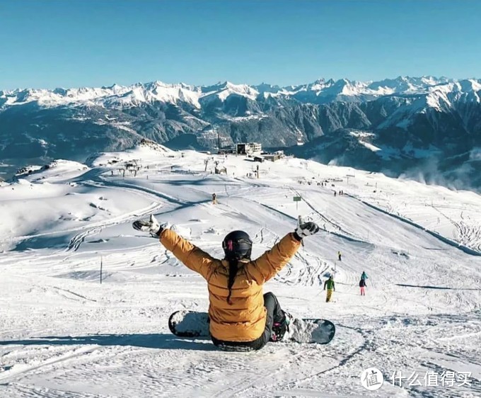 给自己的新年礼物：单板滑雪√