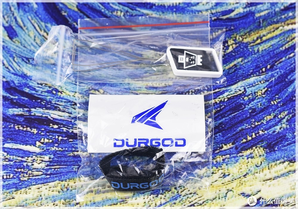 值得二次投入的RGB机械键盘 DURGOD杜伽 K320 金牛座Nebula