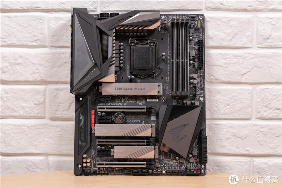 技嘉Z390 AORUS MASTER主板+RTX 2080Ti GAMING OC 11G简评