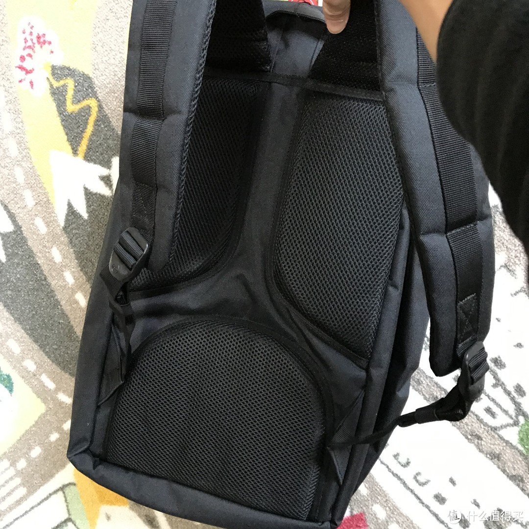 135元到手！Herschel Supply Co. Little America背包