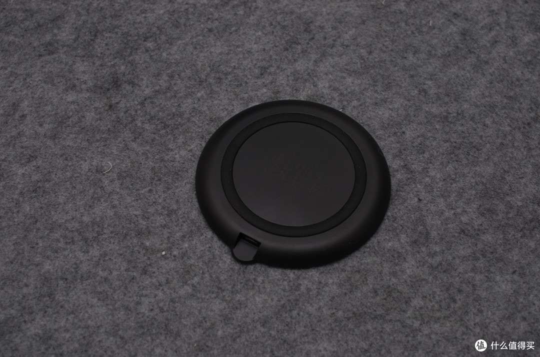 我就在上面放放——南孚手机无线充电器初试