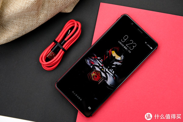 有了它,吃鸡再也不用什么外设手柄了:努比亚红