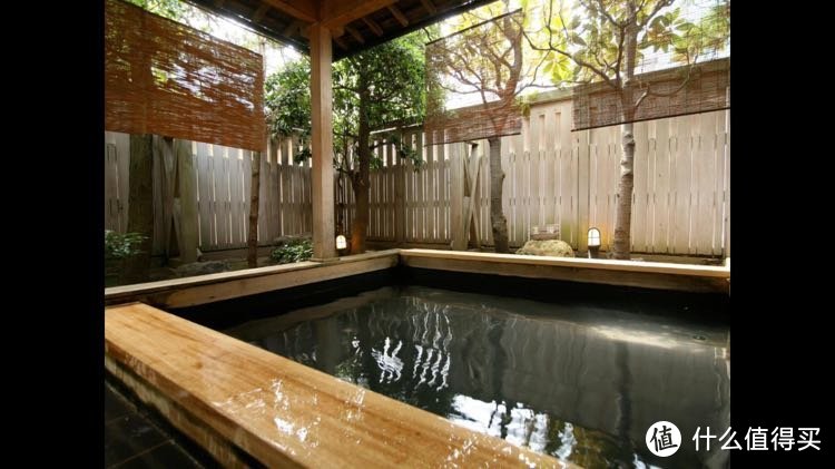 冬天了，是时候去日本泡温泉了