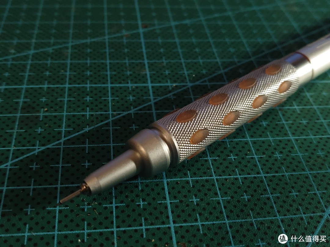 一眸之下的精致：Pentel派通 GraphGear1000系列金属自动铅笔