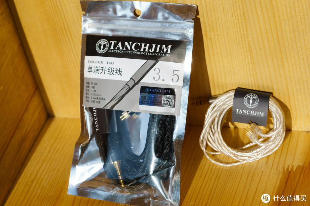 明透轻快的全能塞：简评TANCHJIM Oxygen 入耳式耳机