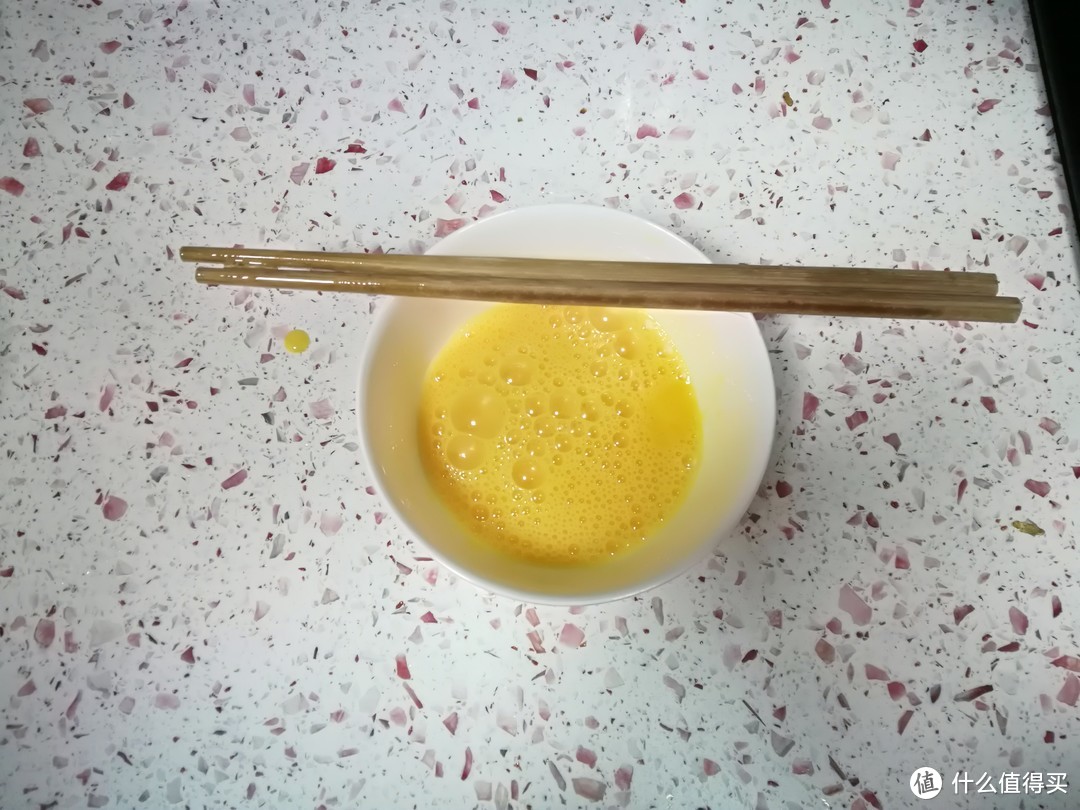 【那个胖师傅的深夜食堂】你儿时的伙伴都还好吗？一碗炒油饭的故事