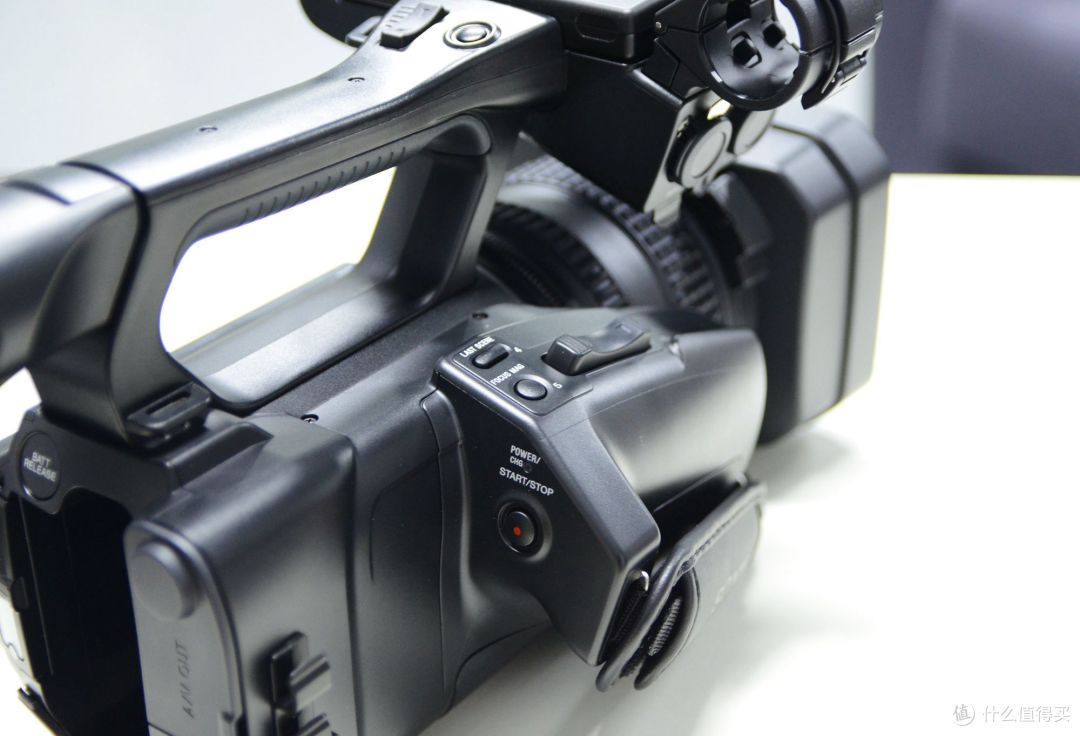 索尼sony hxr-nx100专业便携式摄录一体机_专业摄像机_什么值得买