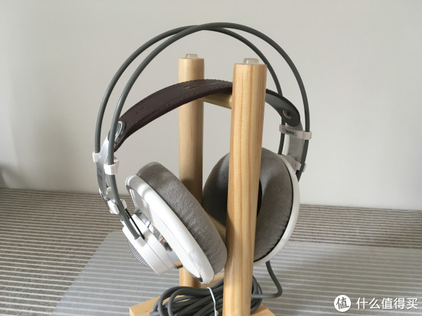 据说这种放置方式容易使耳机变松