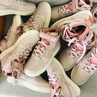 耐克 Air Force 1 High 女款休闲运动鞋外观展示(鞋底|鞋头)