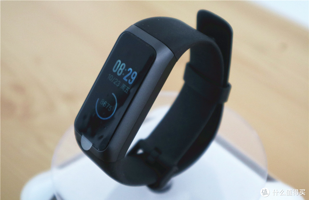 米动手环AMAZFIT2代来袭：多了点功能，少了点创新！