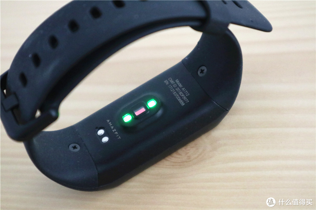 米动手环AMAZFIT2代来袭：多了点功能，少了点创新！