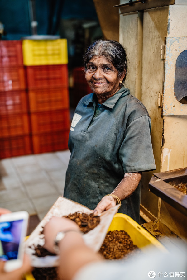 SIGMA 40mm  F 1.4 Art   |     F 1.8  1/60s  ISO 800