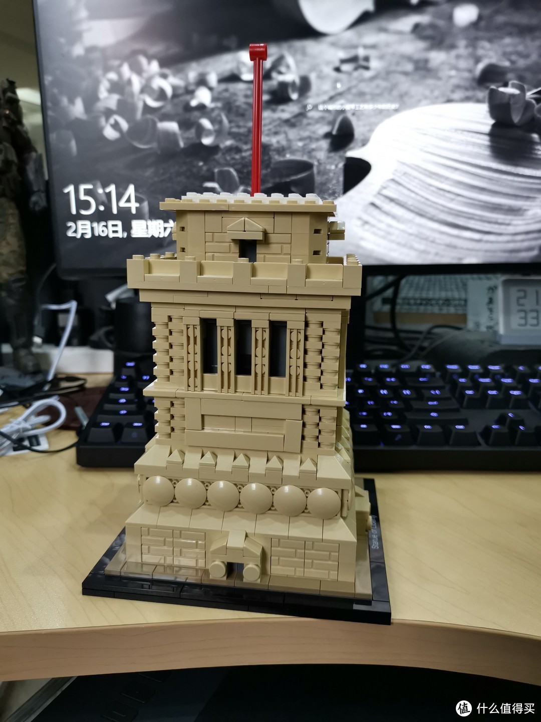 乐高（LEGO）建筑系列—桌面上的自由女神像